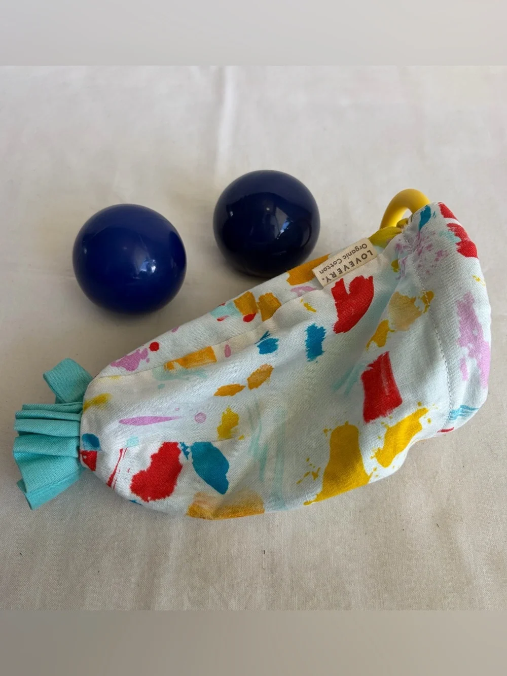 Lovevery Opposites Balls and Sensory Pouch Baby Toys from the Thinker Playkit